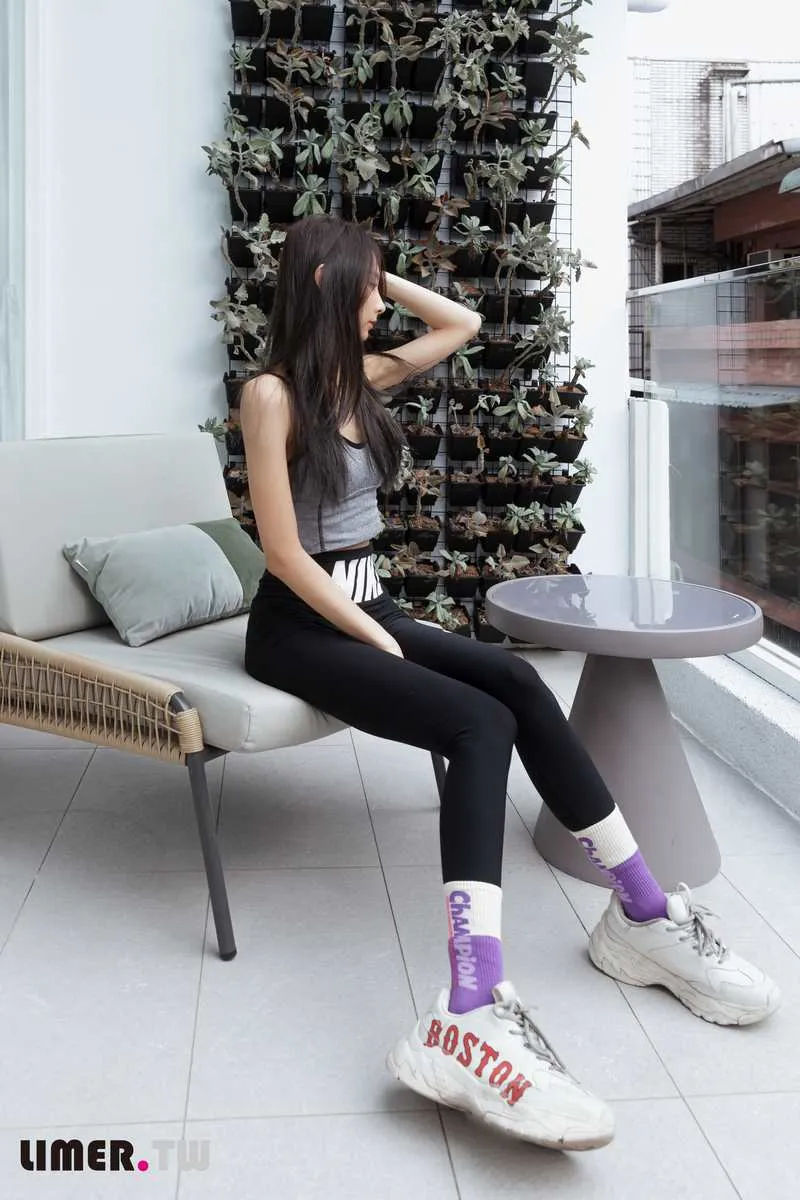 Limerence专辑写真