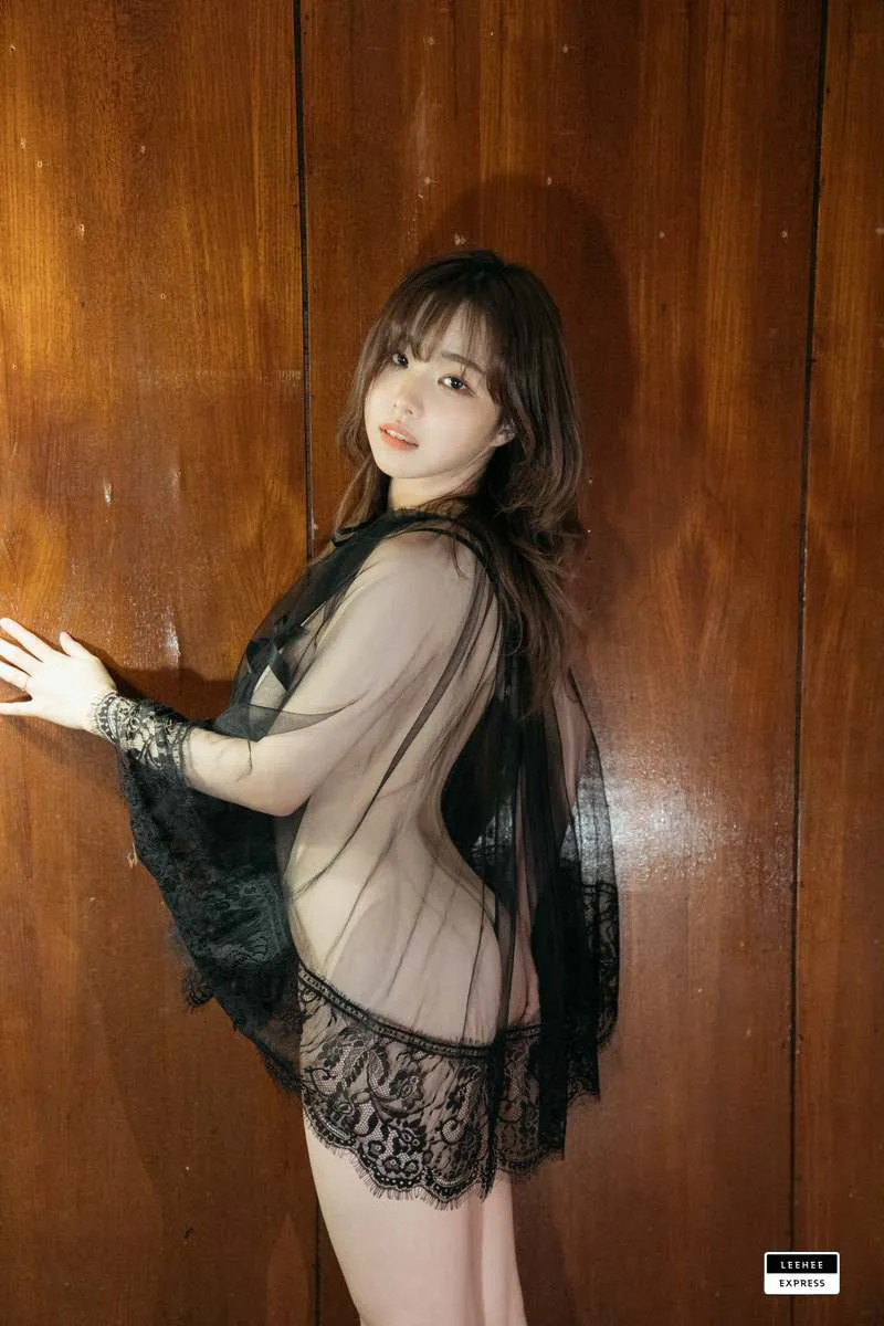 LeeheeExpress专辑写真