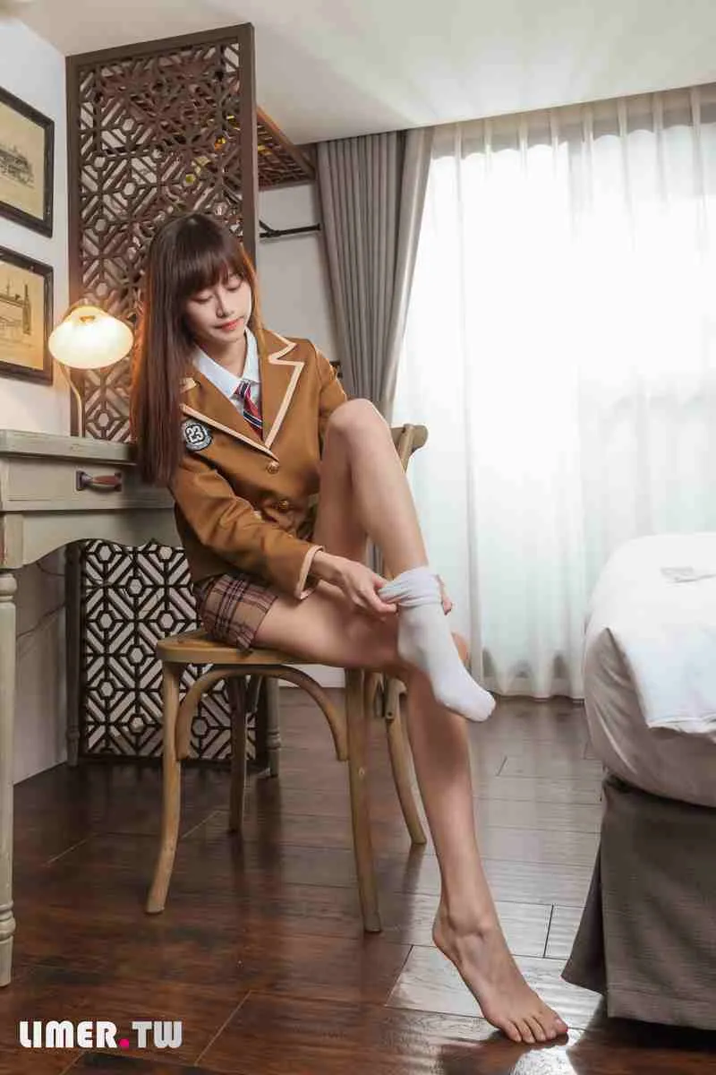 Limerence专辑写真