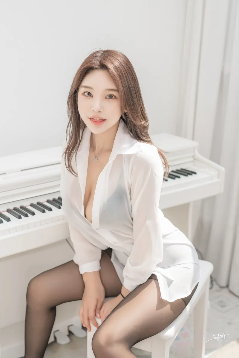 SaintPhotoLife专辑写真