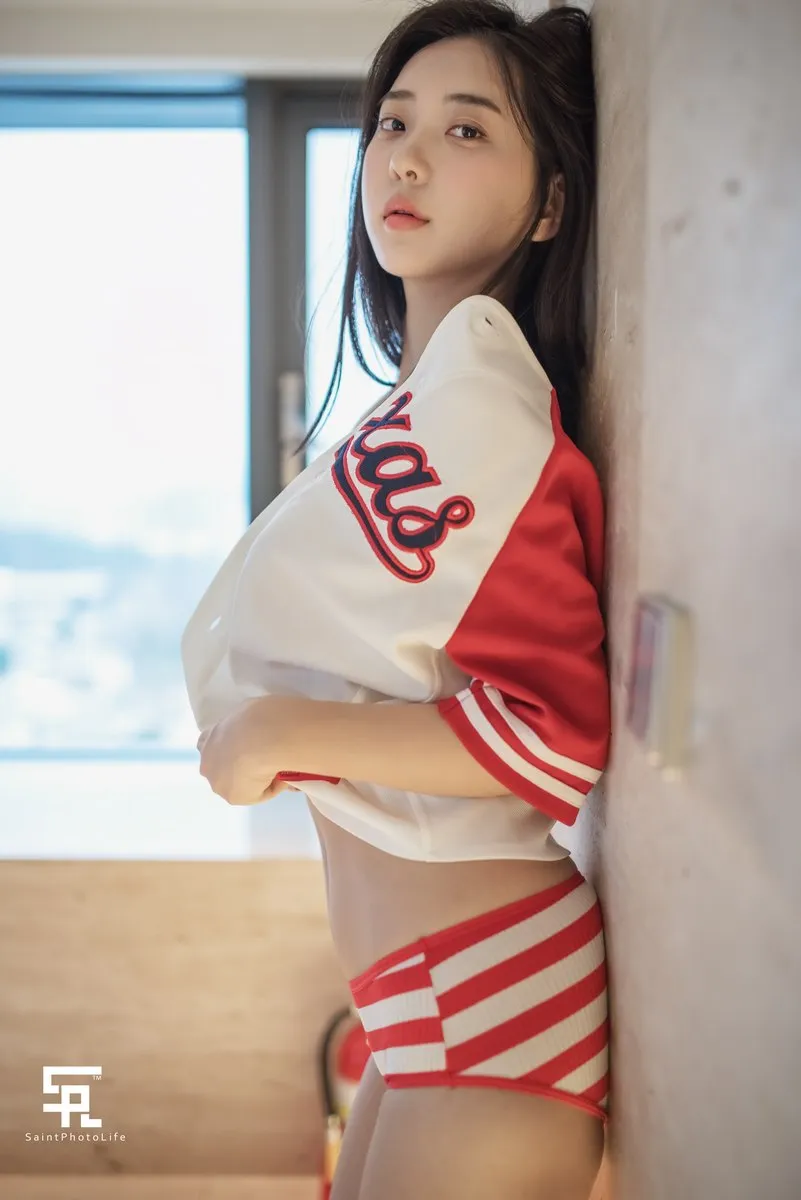 SaintPhotoLife专辑写真