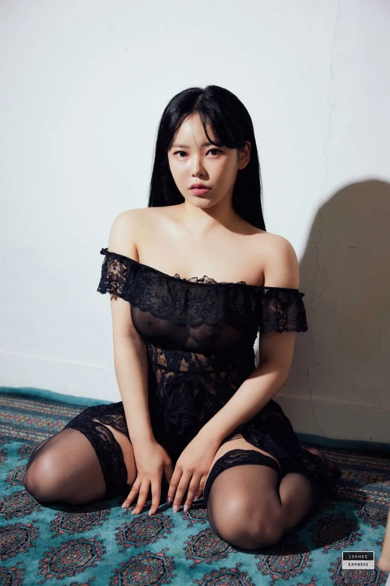 LeeheeExpress专辑写真