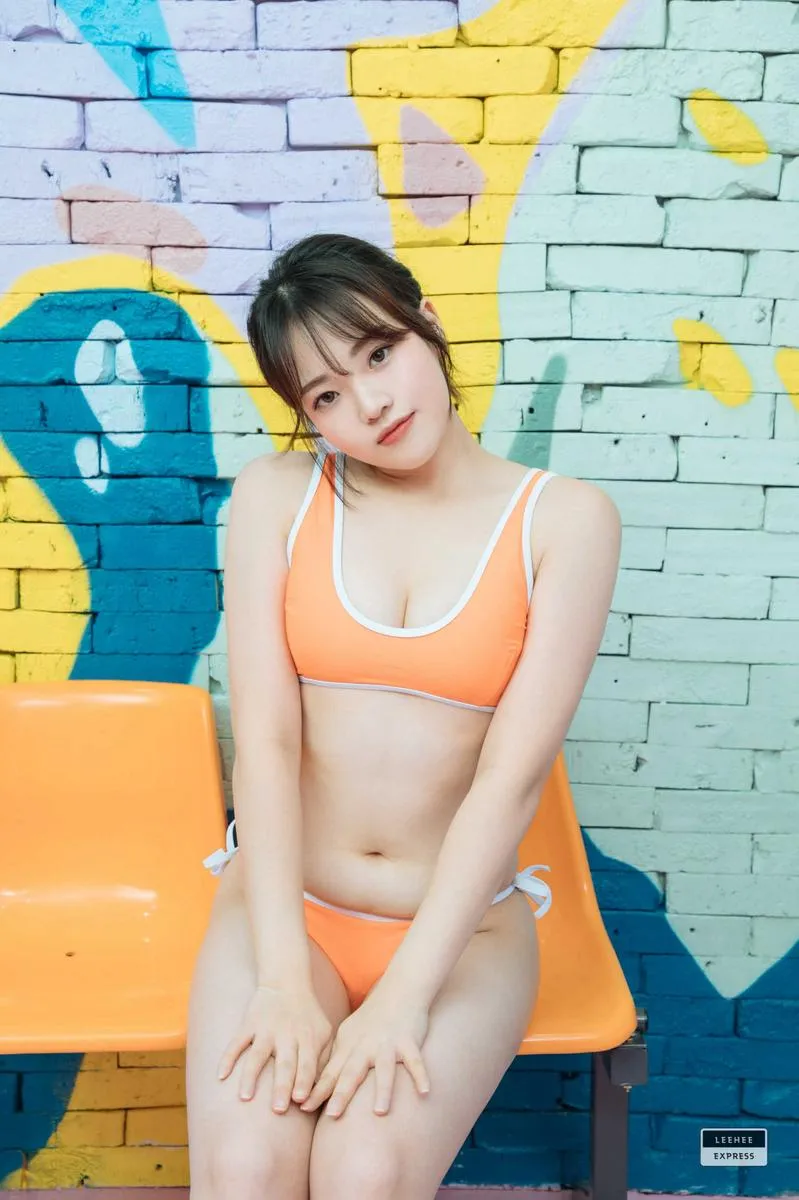 LeeheeExpress专辑写真