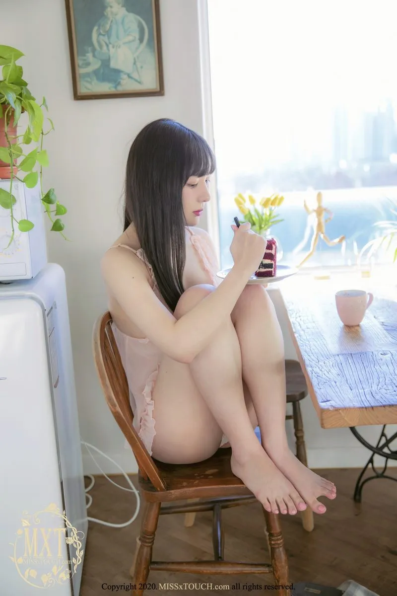 MISS_TOUCH专辑写真