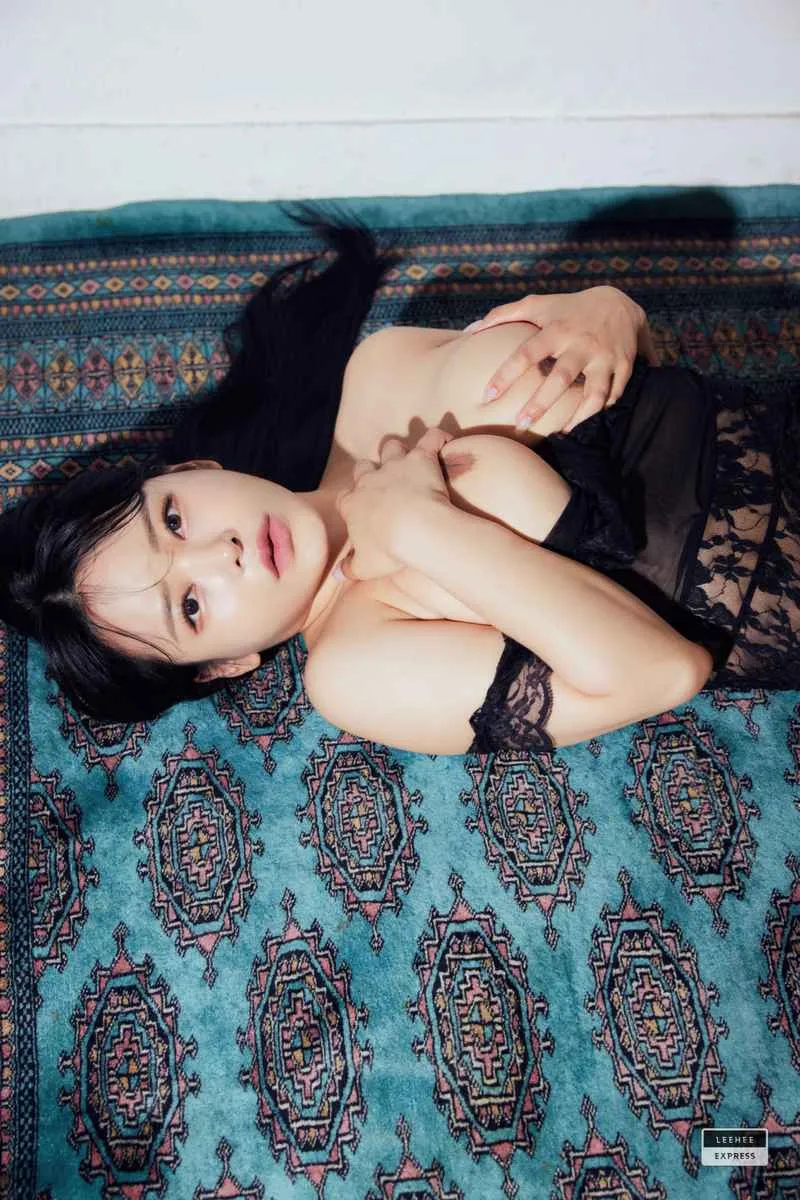 LeeheeExpress专辑写真