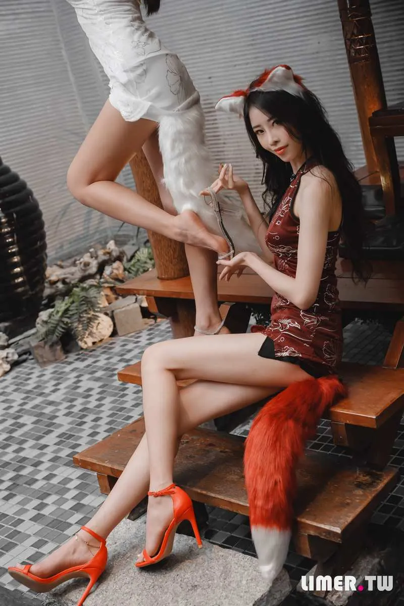 Limerence专辑写真