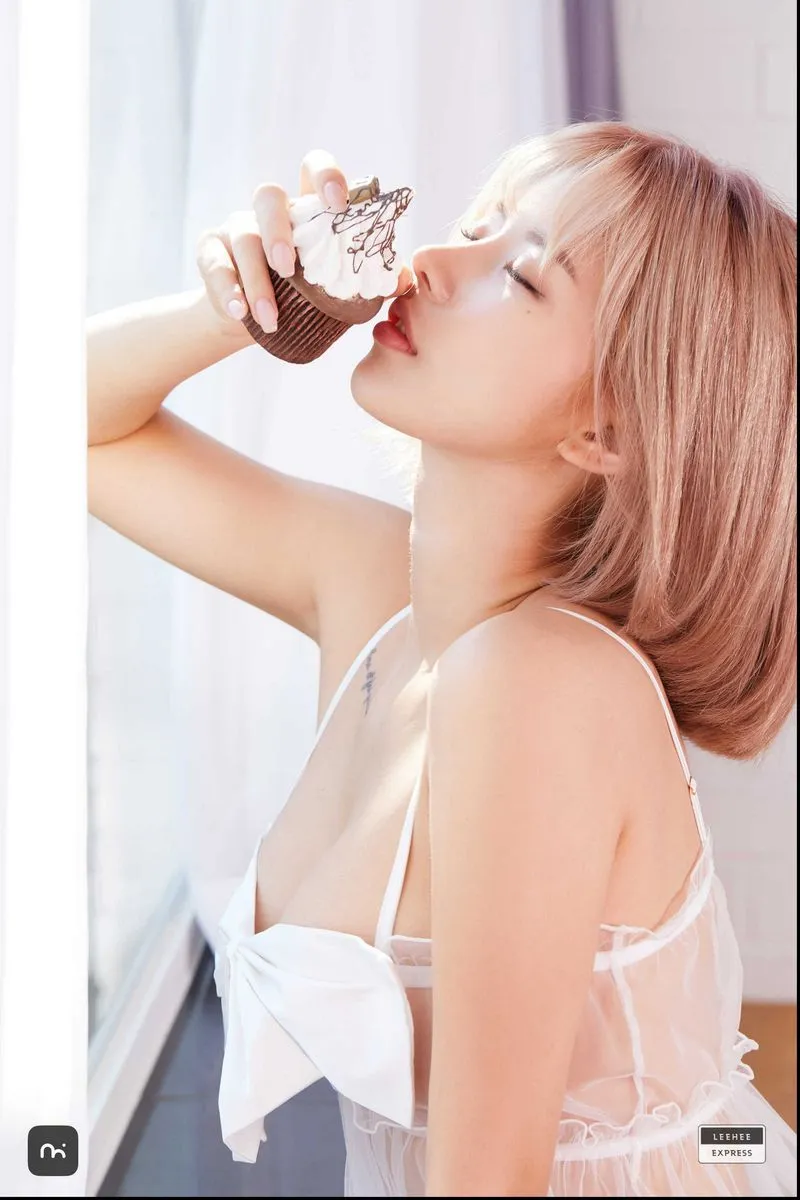 LeeheeExpress专辑写真