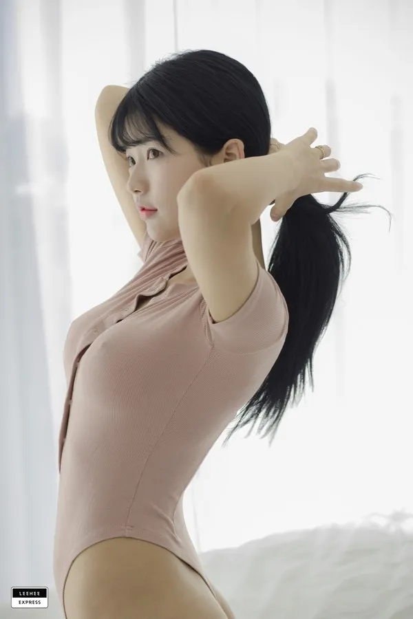 LeeheeExpress专辑写真