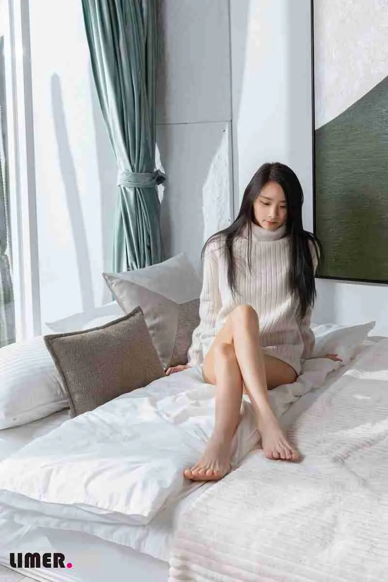 Limerence专辑写真