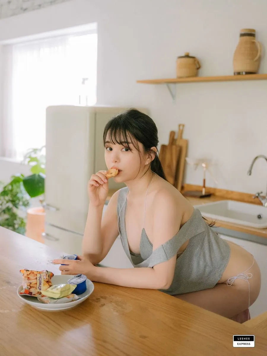 LeeheeExpress专辑写真