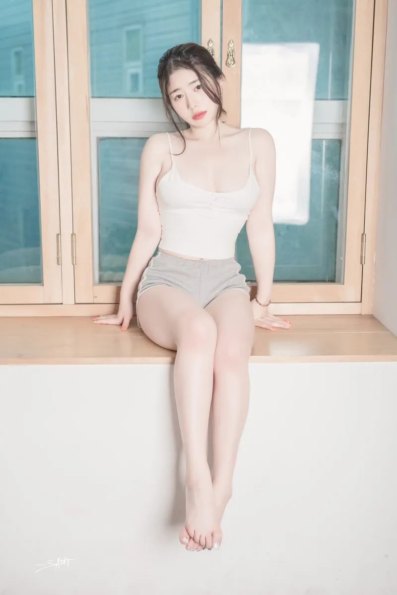 SaintPhotoLife专辑写真