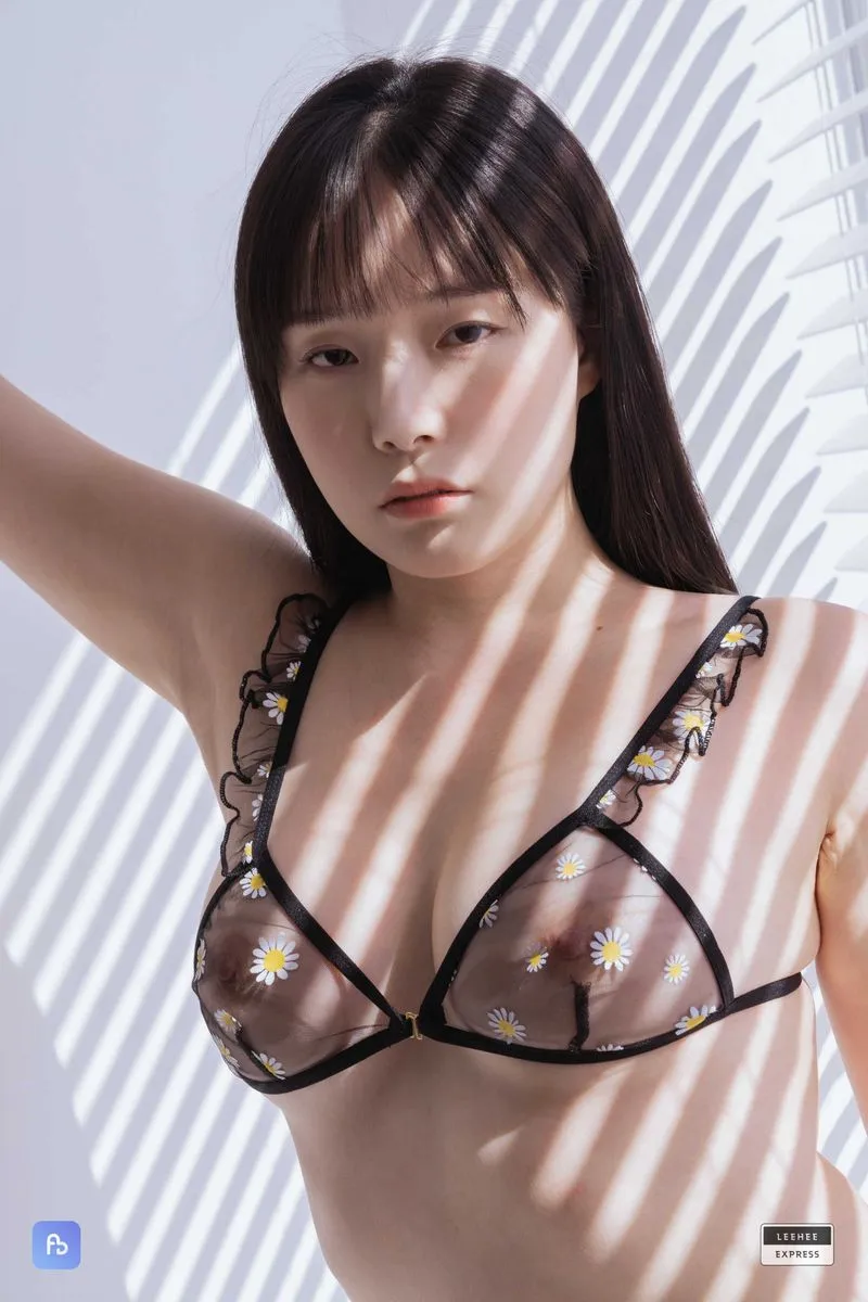 LeeheeExpress专辑写真