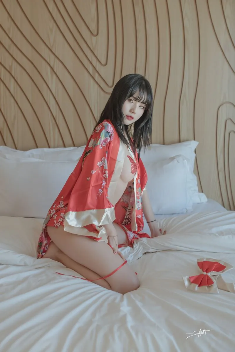 SaintPhotoLife专辑写真