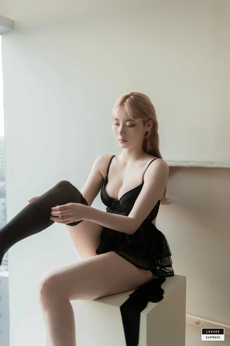 LeeheeExpress专辑写真