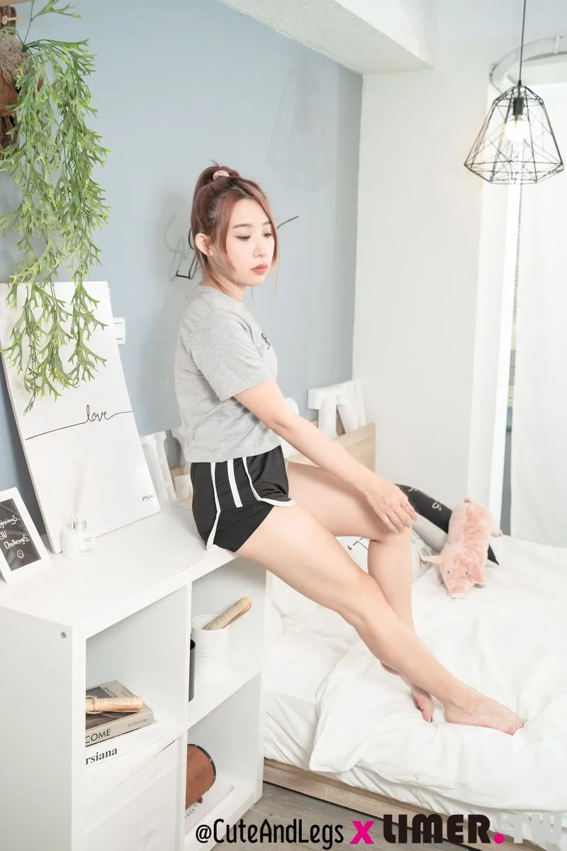 Limerence专辑写真