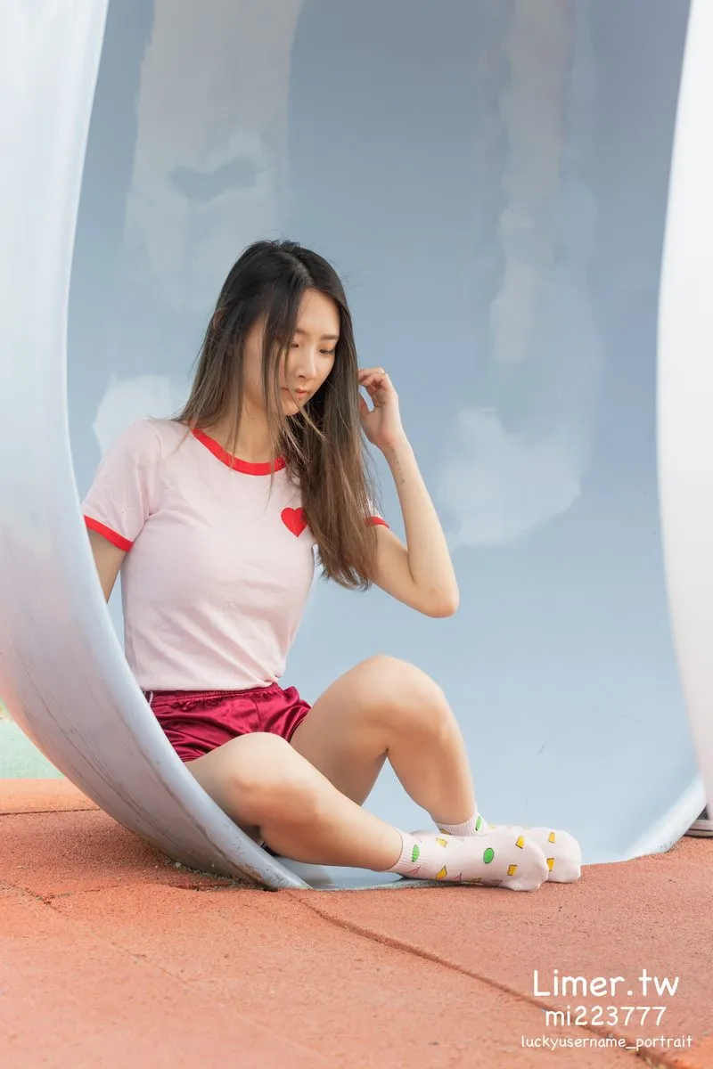 Limerence专辑写真