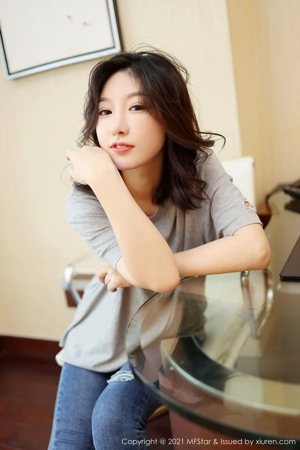 MFStar模范学院专辑写真